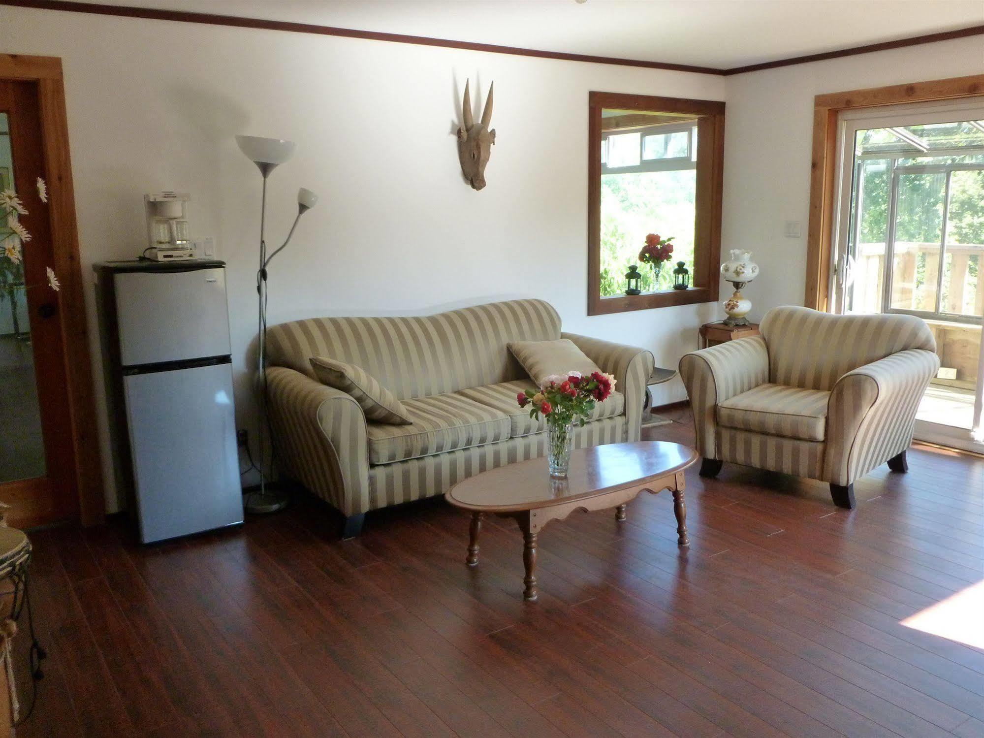 Harrison Hammond House Farmstay Harrison Mills Εξωτερικό φωτογραφία