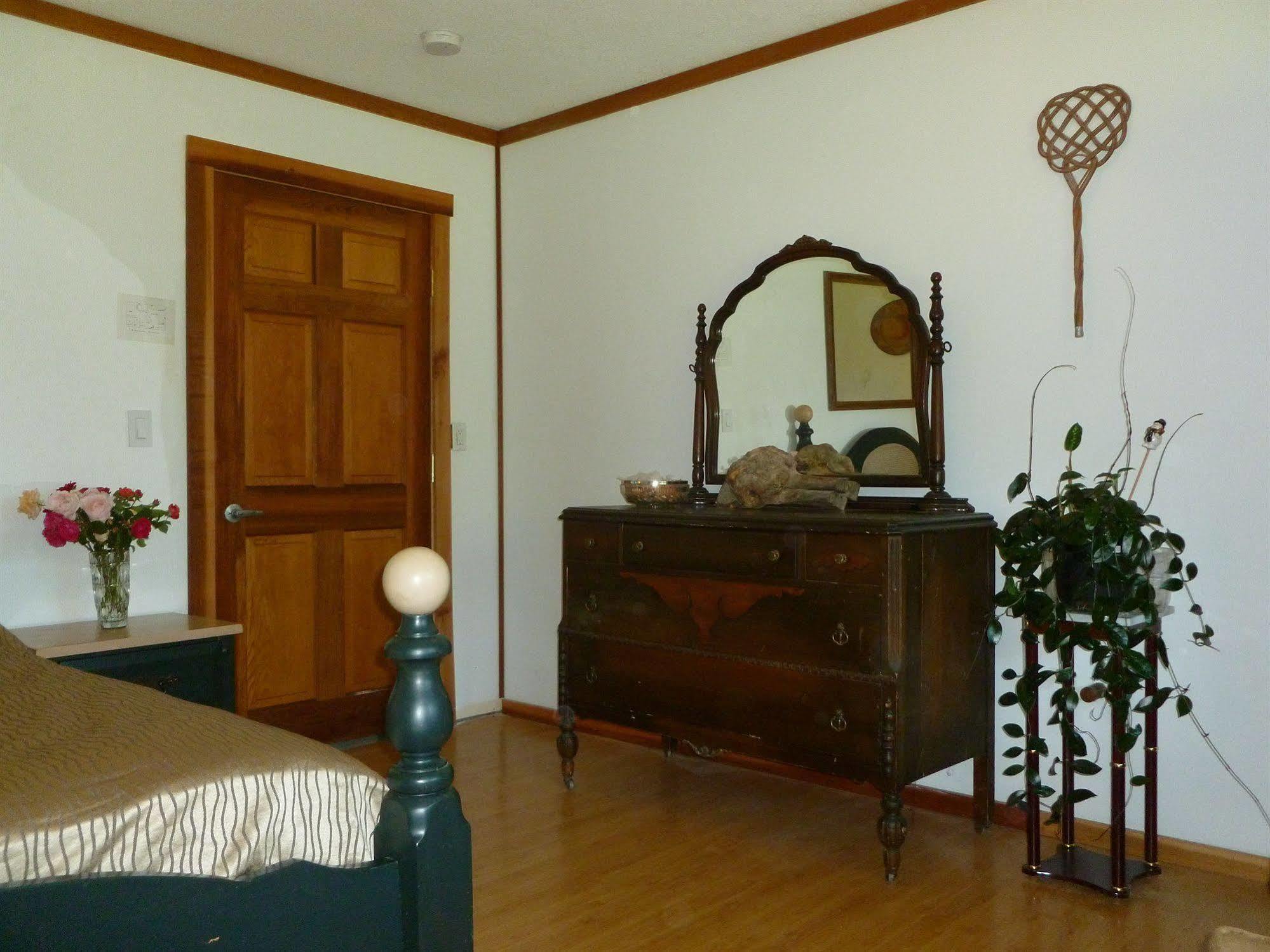 Harrison Hammond House Farmstay Harrison Mills Εξωτερικό φωτογραφία